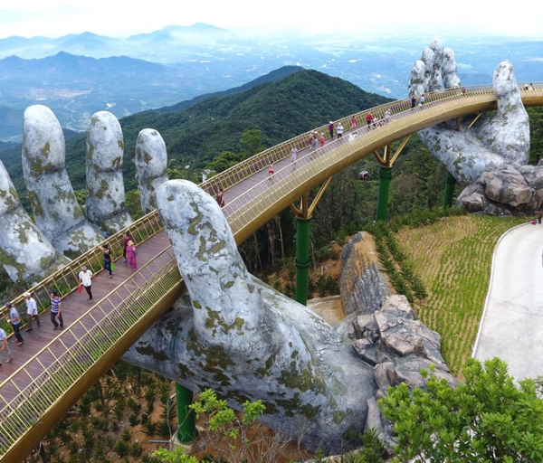 SƠN TRÀ-BÀ NÀ-NGŨ HÀNH SƠN-CÙ LAO CHÀM