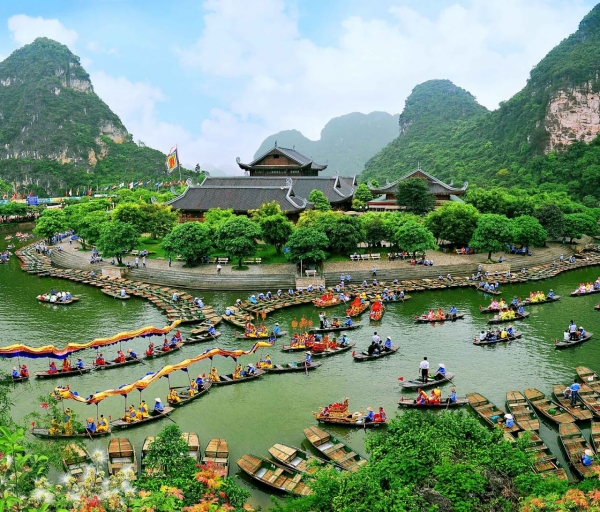 HÀ NỘI ( RỐI NƯỚC BÔNG SEN)- BÁI ĐÍNH - TRÀNG AN -  HẠ LONG - YÊN TỬ - HÀ NỘI